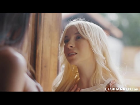 ❤️ Nighean a 'tighinn dhachaigh beagan mhìosan an dèidh sin agus a' crìochnachadh suas ag ithe a h-stepmom's pussy ❤️  Pornagrafaidheachd breagha  aig porn gd.sexogolic-info.ru ❤